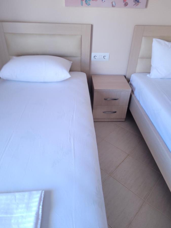 Marina Apartment Sarande Exterior photo